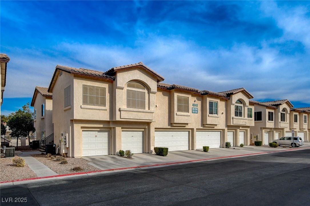 4940 Black Bear Road #202, Las Vegas 89149