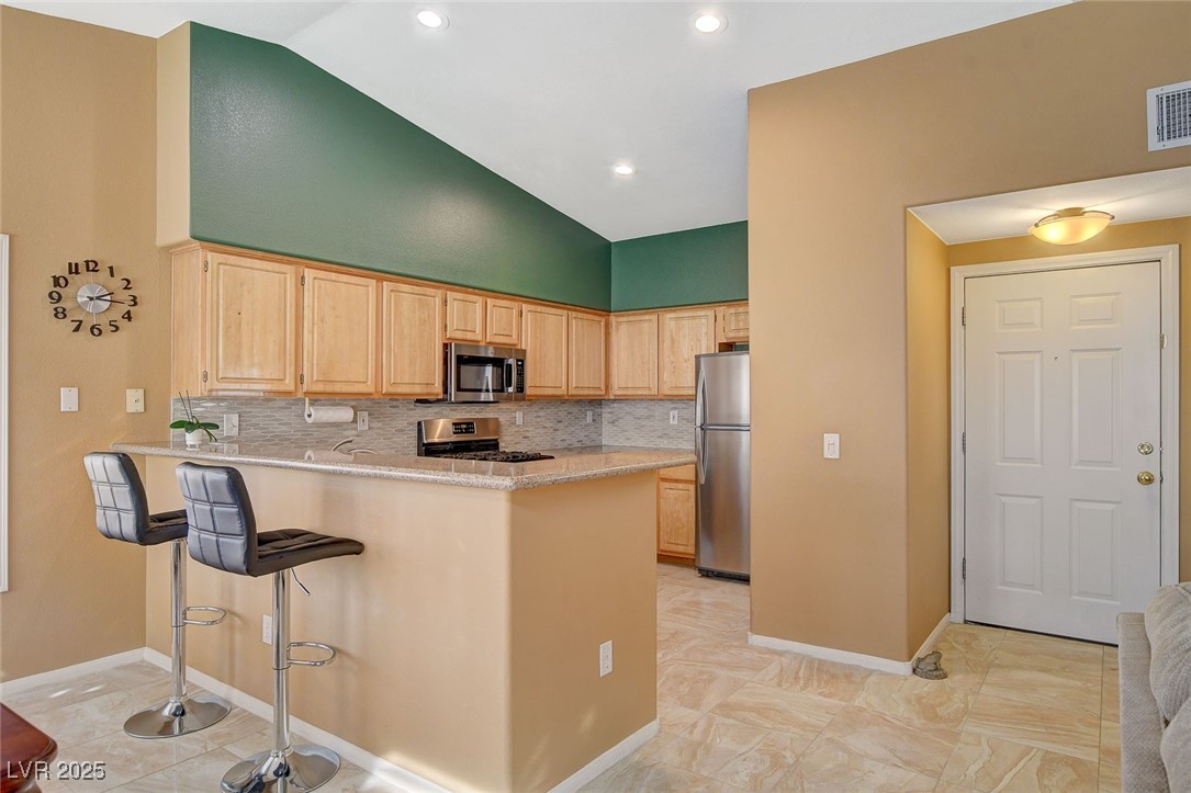 Photo 12 of 37, 4940 Black Bear Road #202