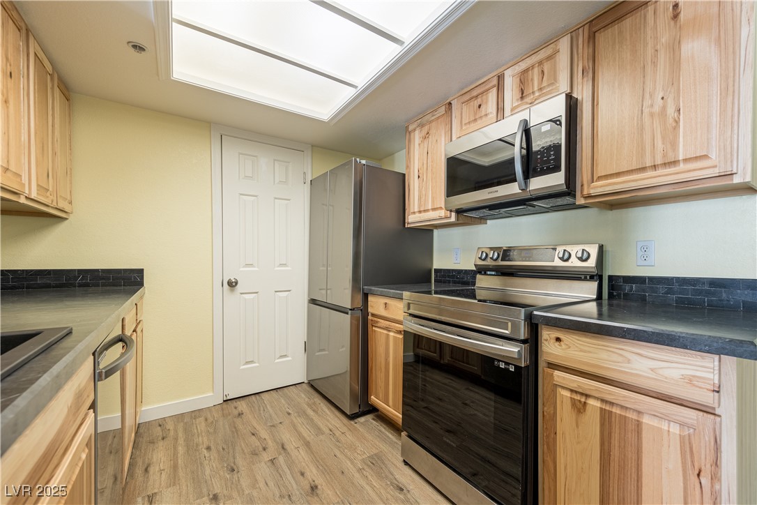 Photo 11 of 29, 3550 Bay Sands Drive #3061