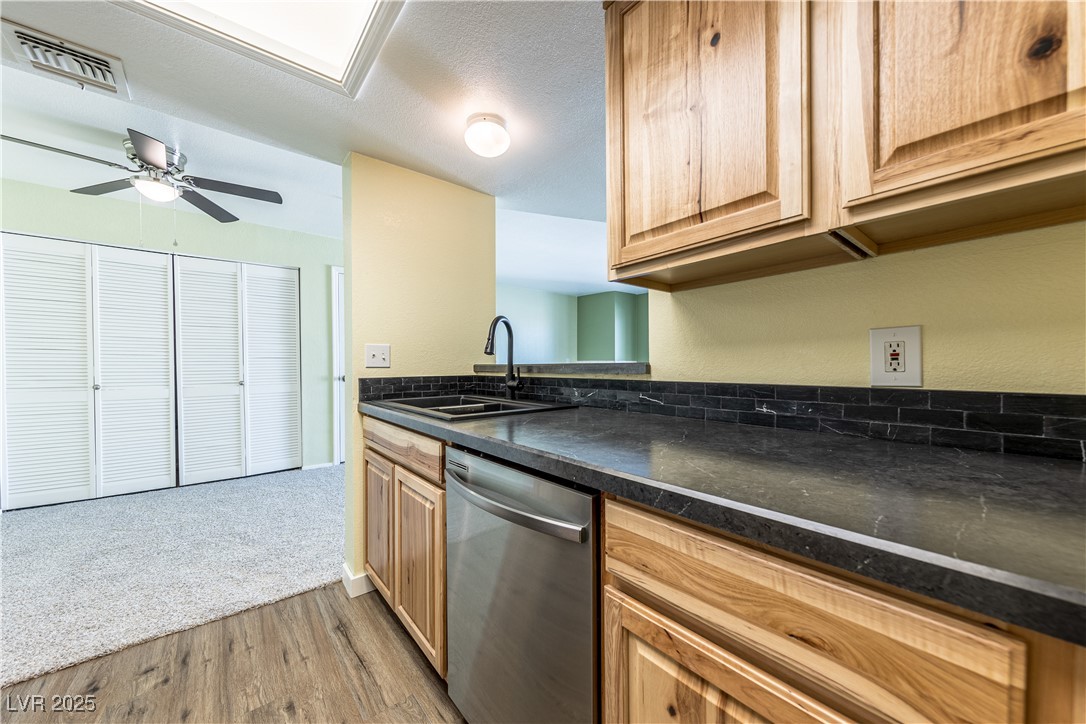 Photo 15 of 29, 3550 Bay Sands Drive #3061