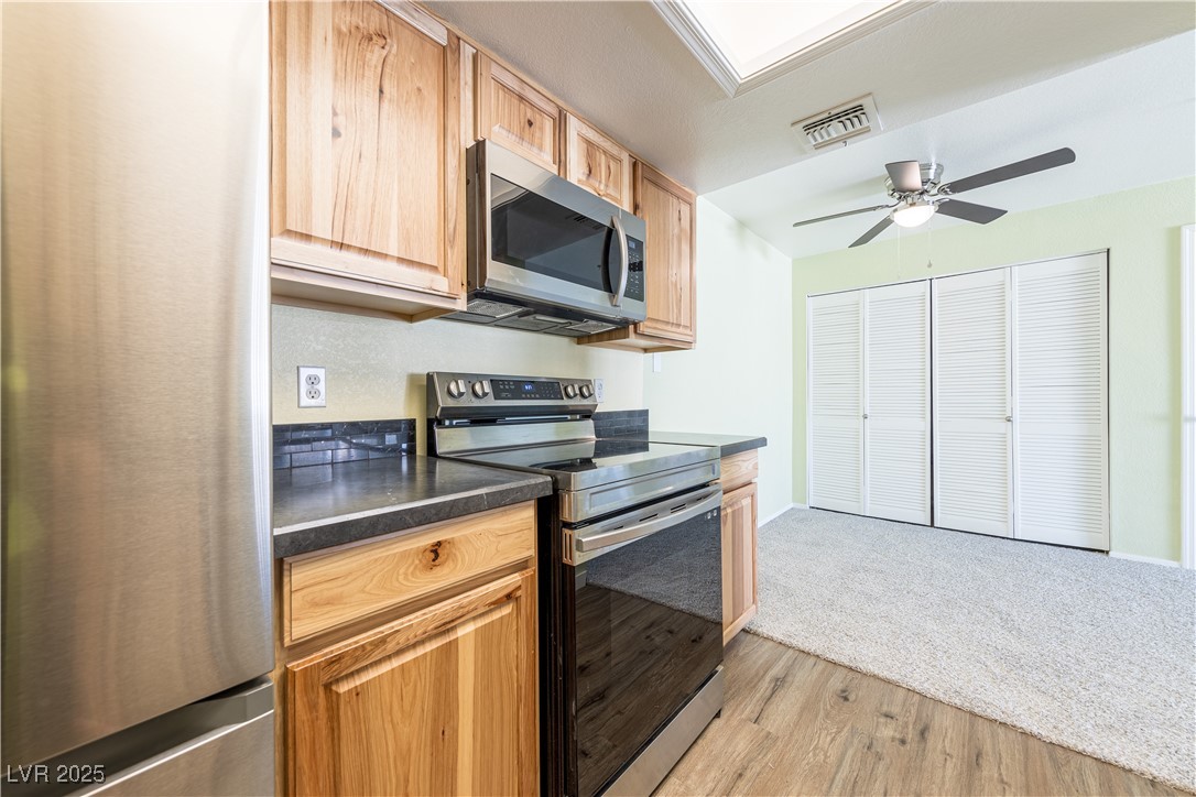 Photo 16 of 29, 3550 Bay Sands Drive #3061