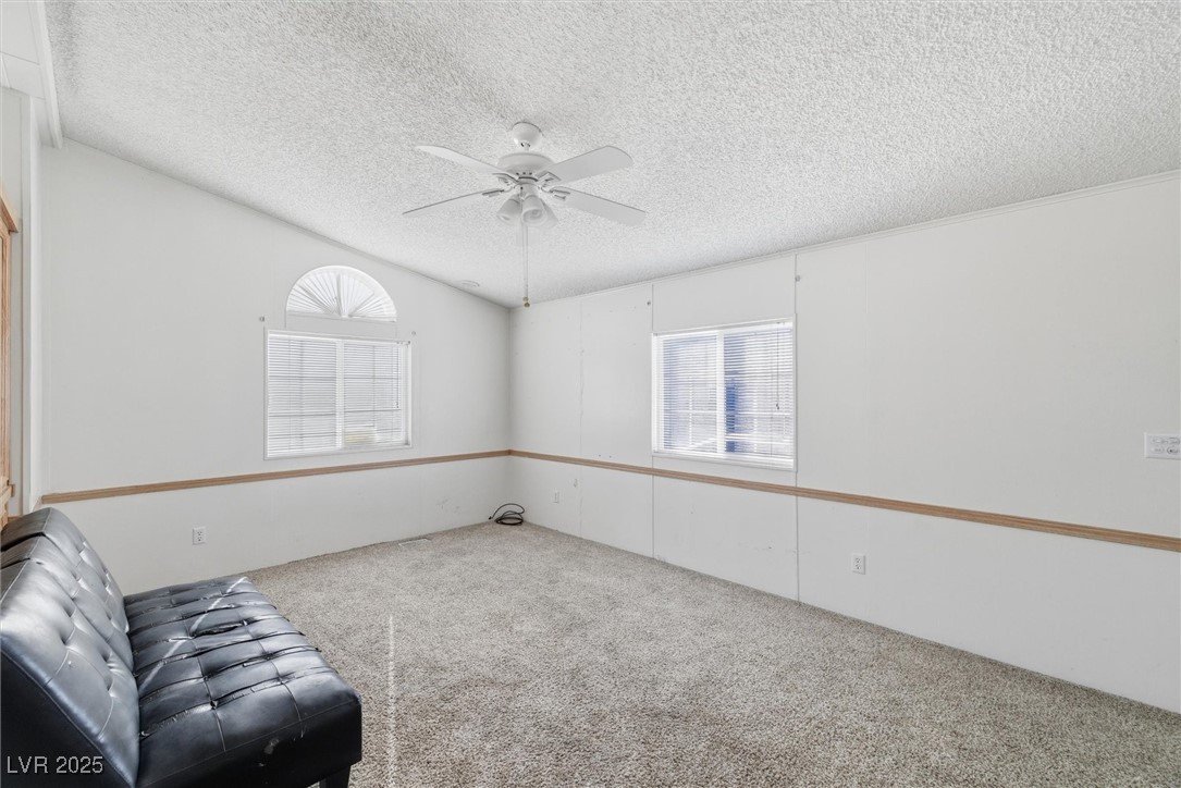 Photo 9 of 35, 280 W Ferndell Street