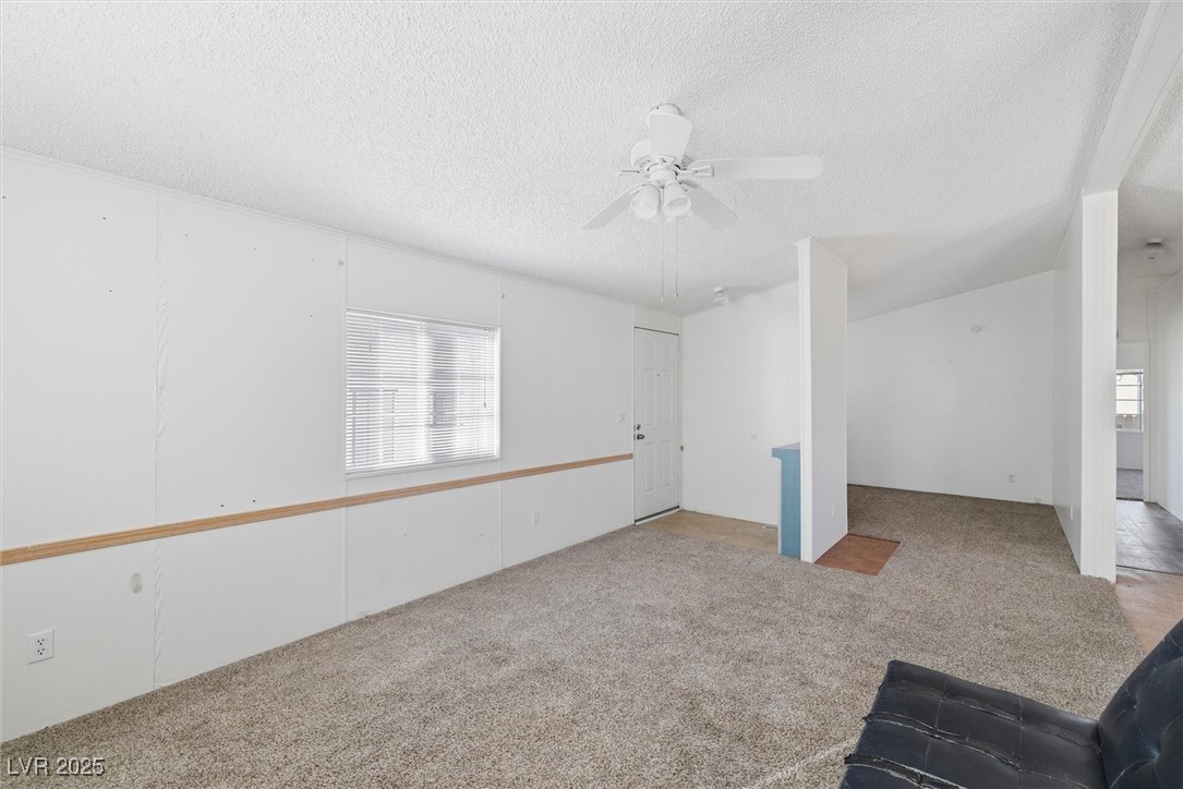Photo 11 of 35, 280 W Ferndell Street