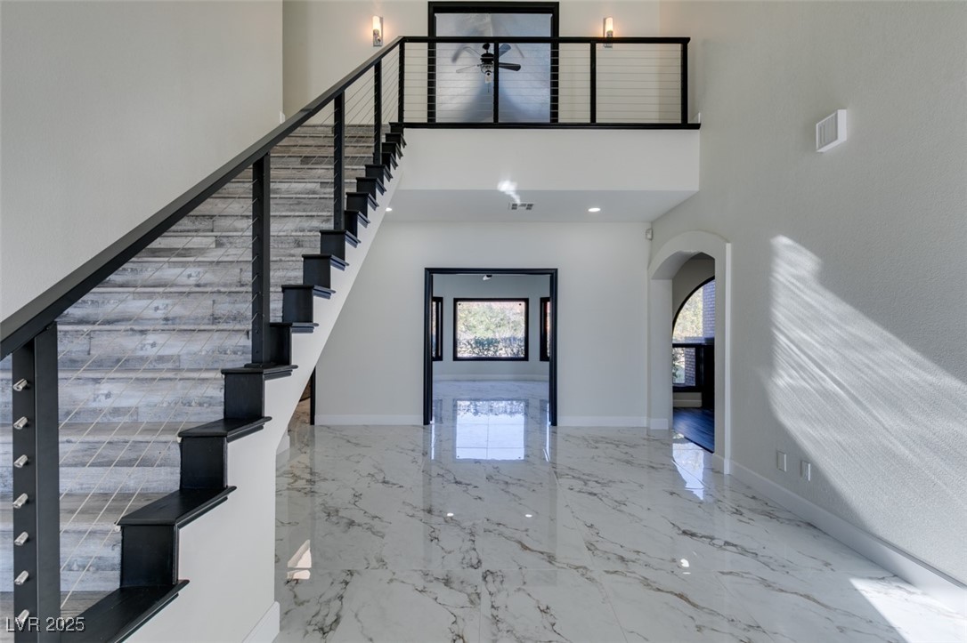 Photo 5 of 7040 OBANNON Drive