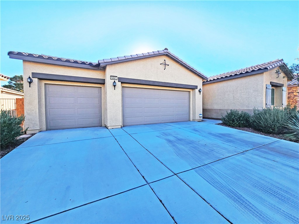 Photo 2 of 5441 E La Campana Drive