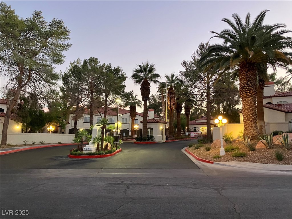 2975 Bluegrass Lane #521, Henderson 89074