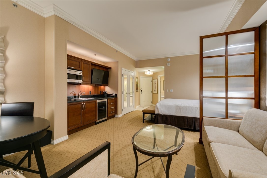 Photo 17 of 33, 135 E HARMON Avenue #3709