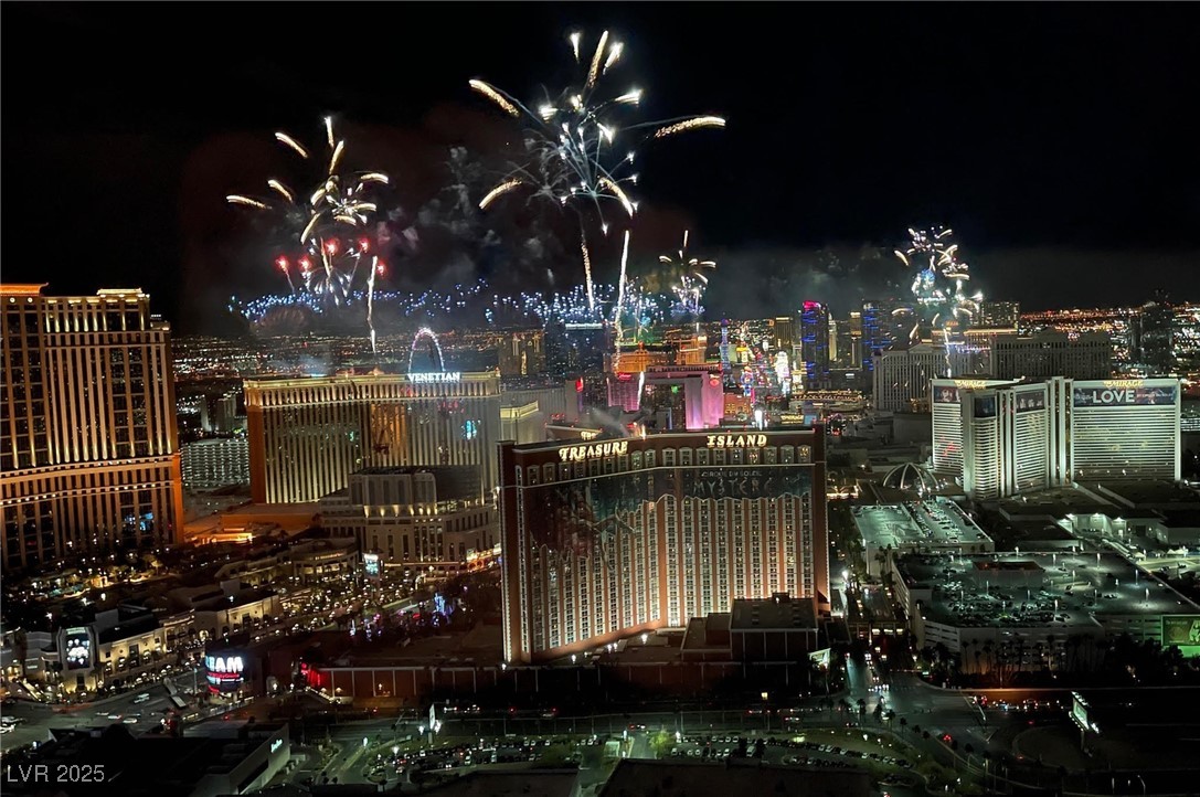 2000 N Fashion Show Drive #5600, Las Vegas 89109
