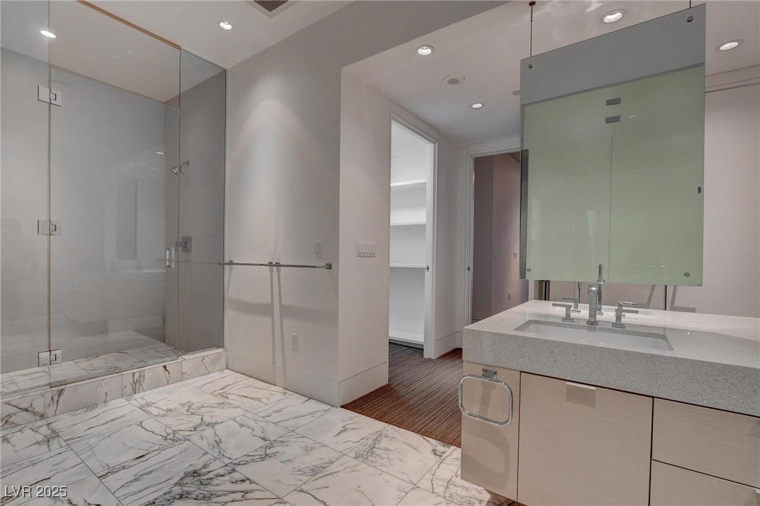 Photo 28 of 58, 4575 Dean Martin Drive #2607