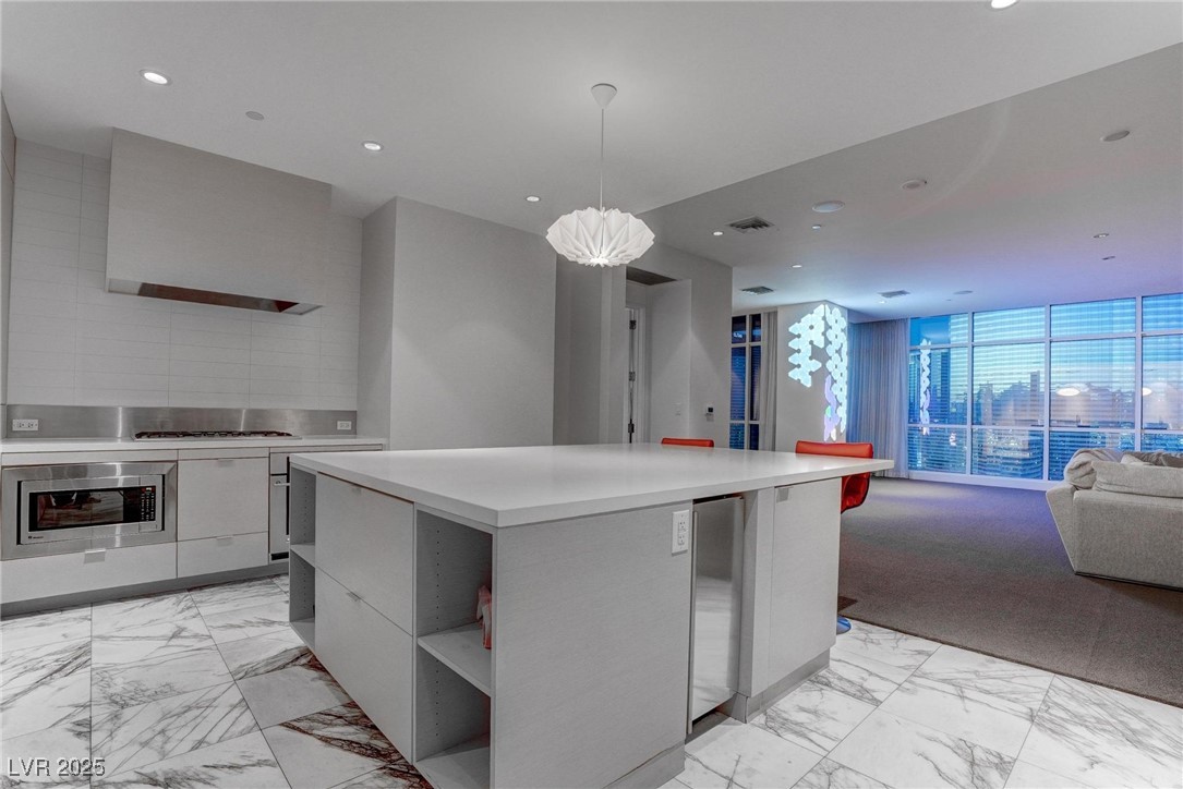 Photo 22 of 58, 4575 Dean Martin Drive #2607