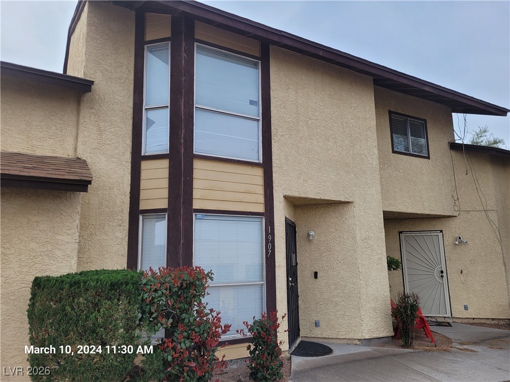 Photo 2 of 1907 Natalee Drive