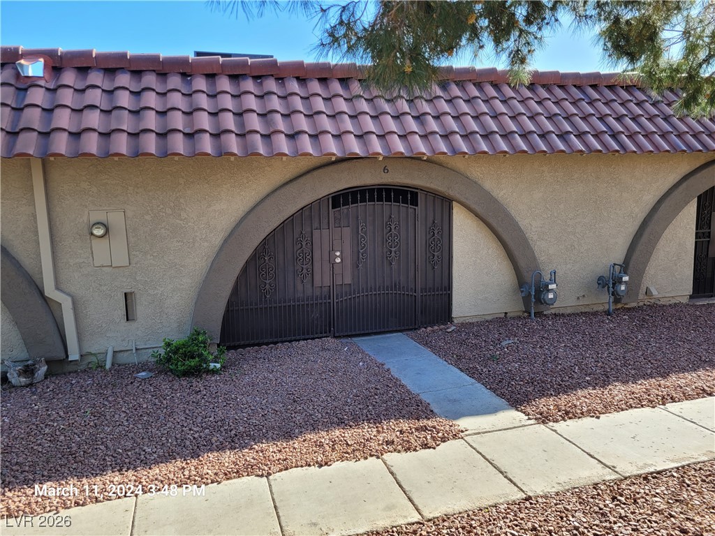 808 Hedge Way #4, Las Vegas 89110