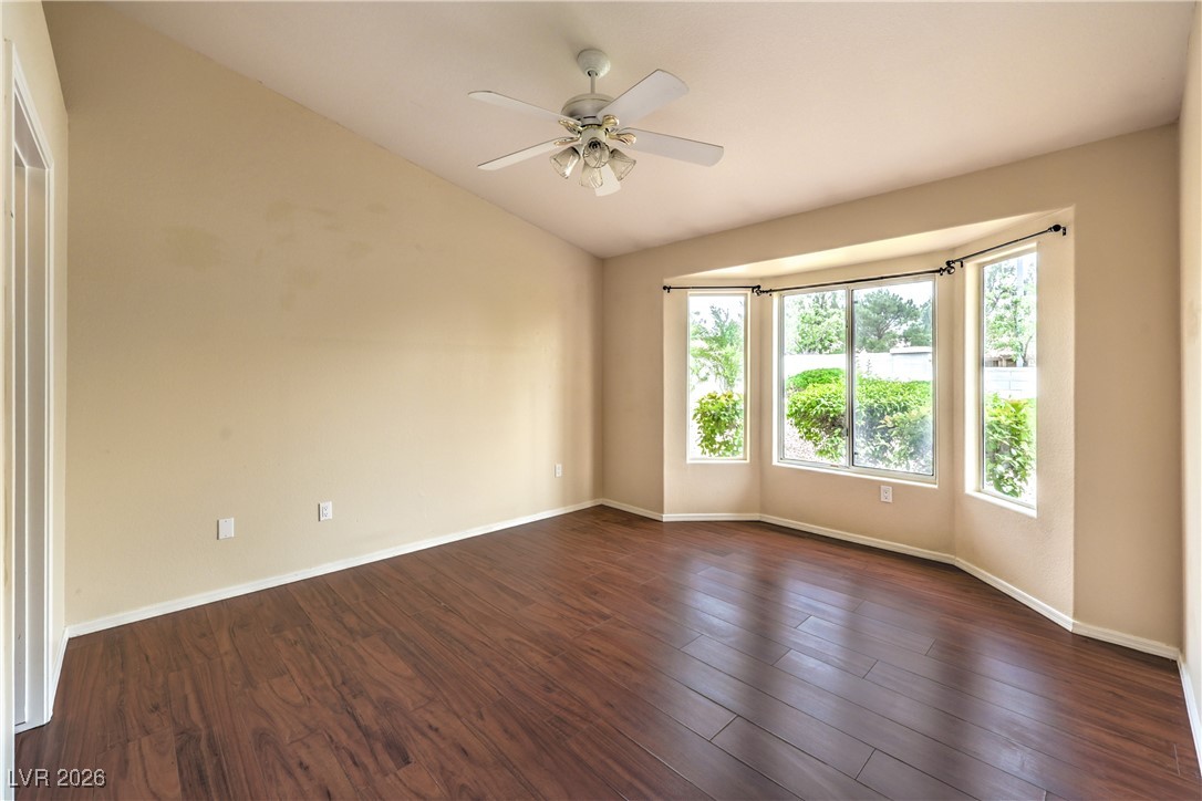 Photo 16 of 39, 9948 Bundella Drive