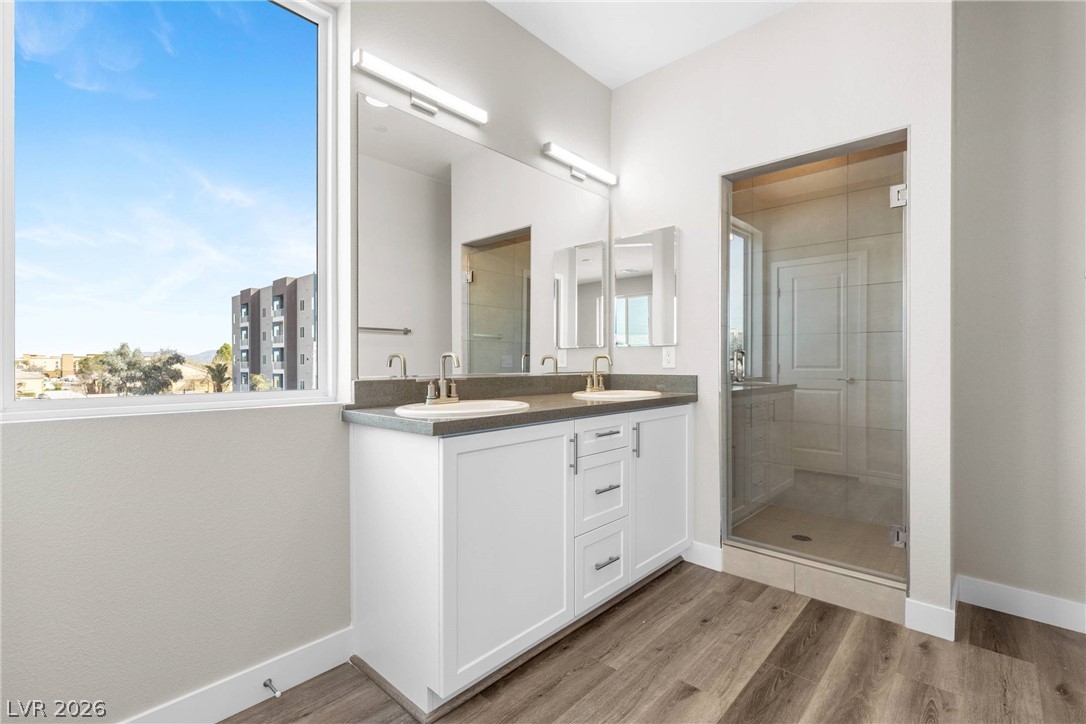 Photo 33 of 44, 8629 Ensworth Street #114