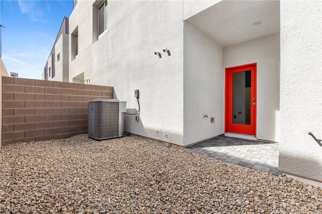 Photo 36 of 44, 8629 Ensworth Street #114