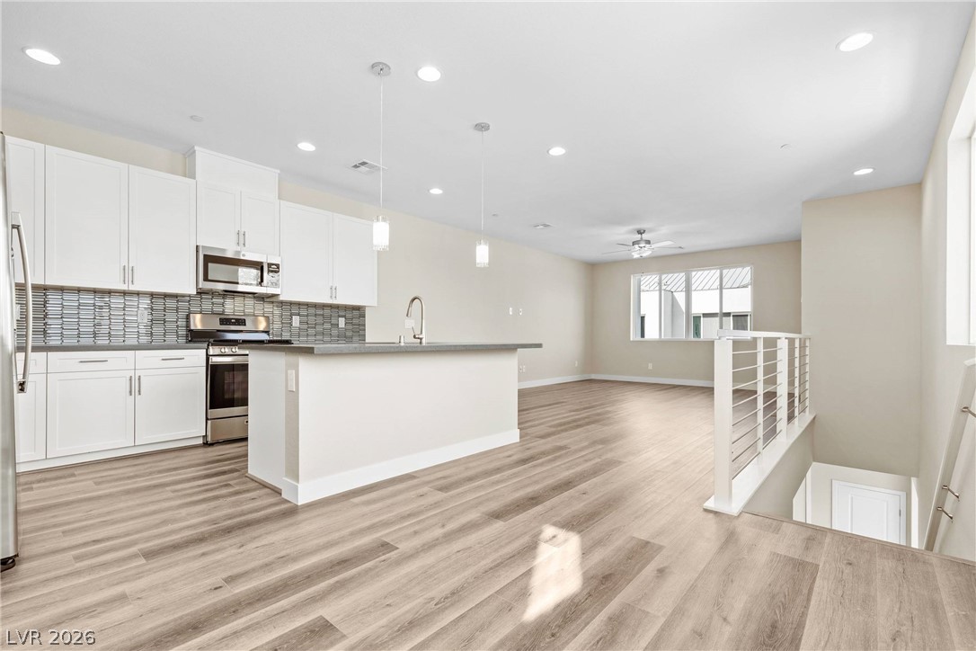 Photo 12 of 44, 8629 Ensworth Street #114
