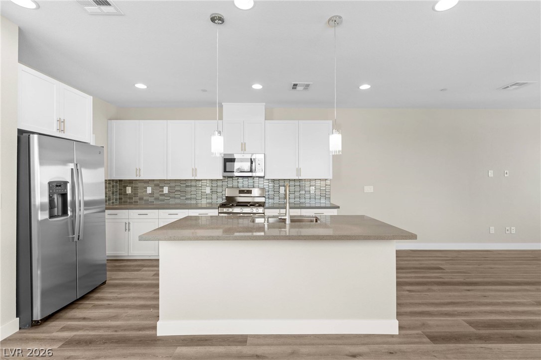 Photo 13 of 44, 8629 Ensworth Street #114