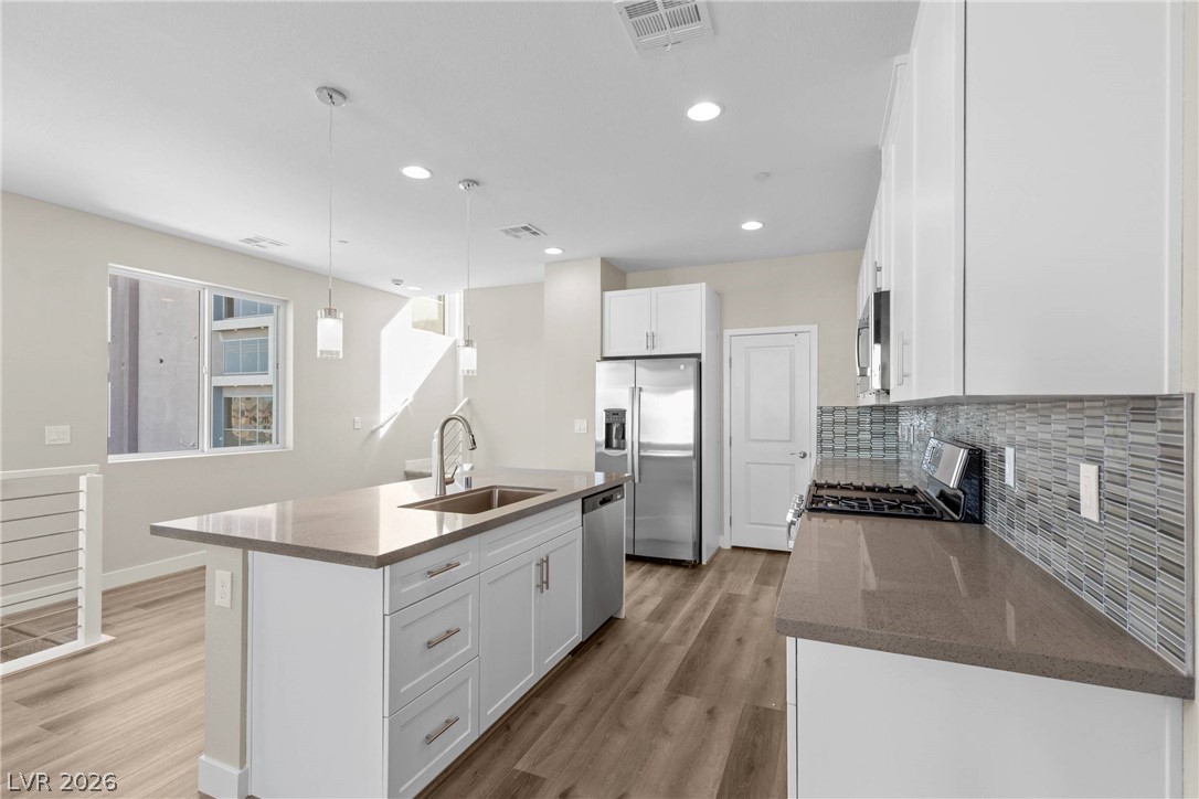 Photo 14 of 44, 8629 Ensworth Street #114