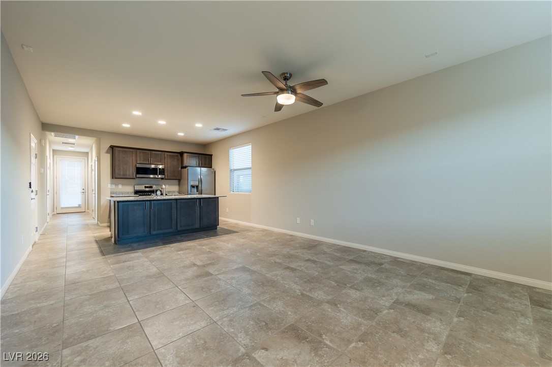 Photo 6 of 36, 2664 Chinaberry Hill Street