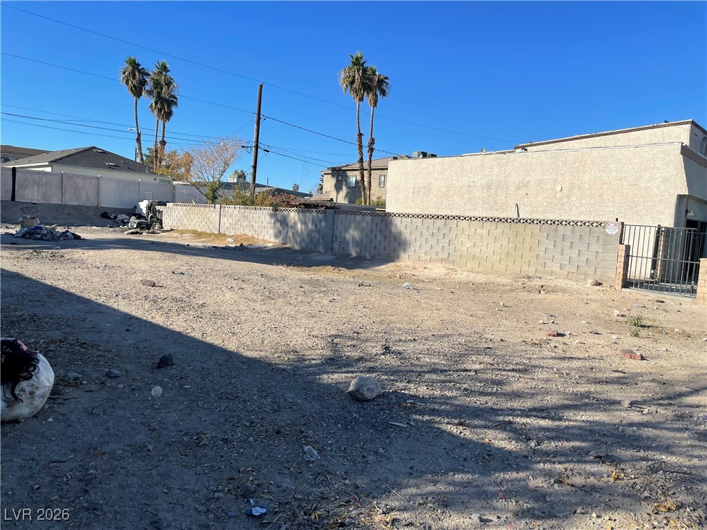 Photo 4 of Las Vegas, NV 89104