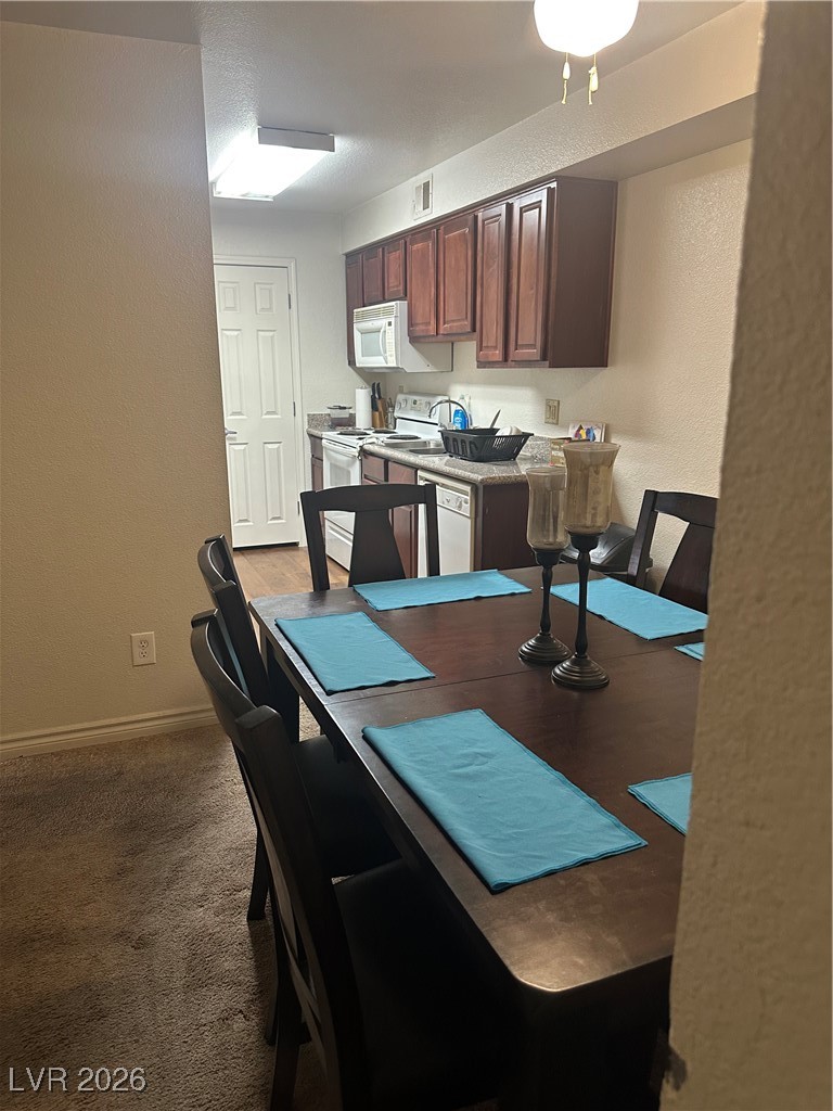 Photo 9 of 19, 2451 N Rainbow Boulevard #2160