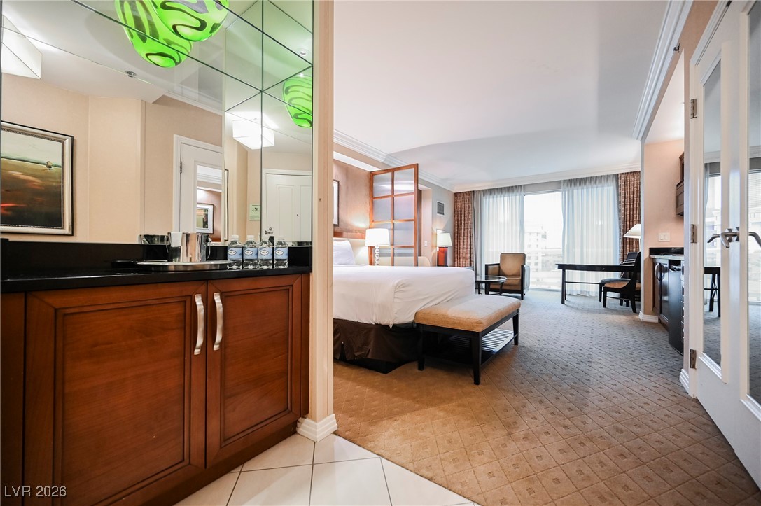 Photo 7 of 45, 135 E HARMON Avenue #305