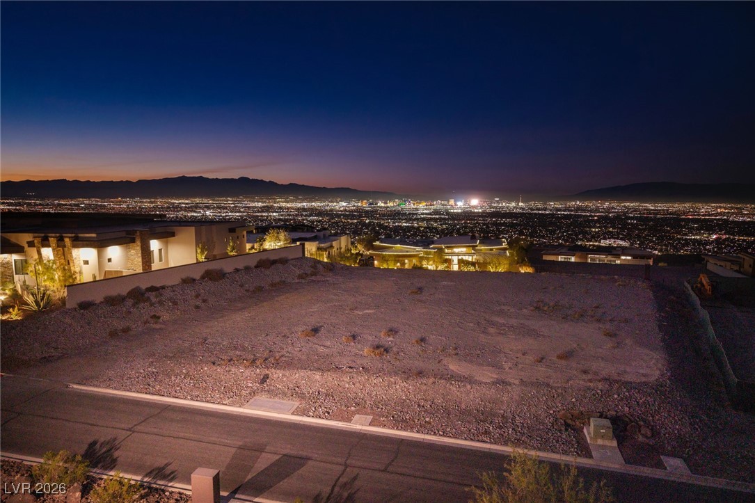 7 Stonecutter Court, Henderson