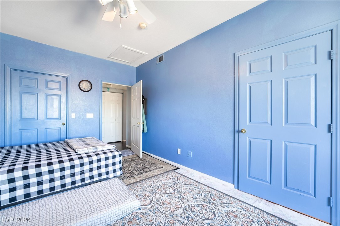 Photo 11 of 21, 855 N Stephanie Street #1721