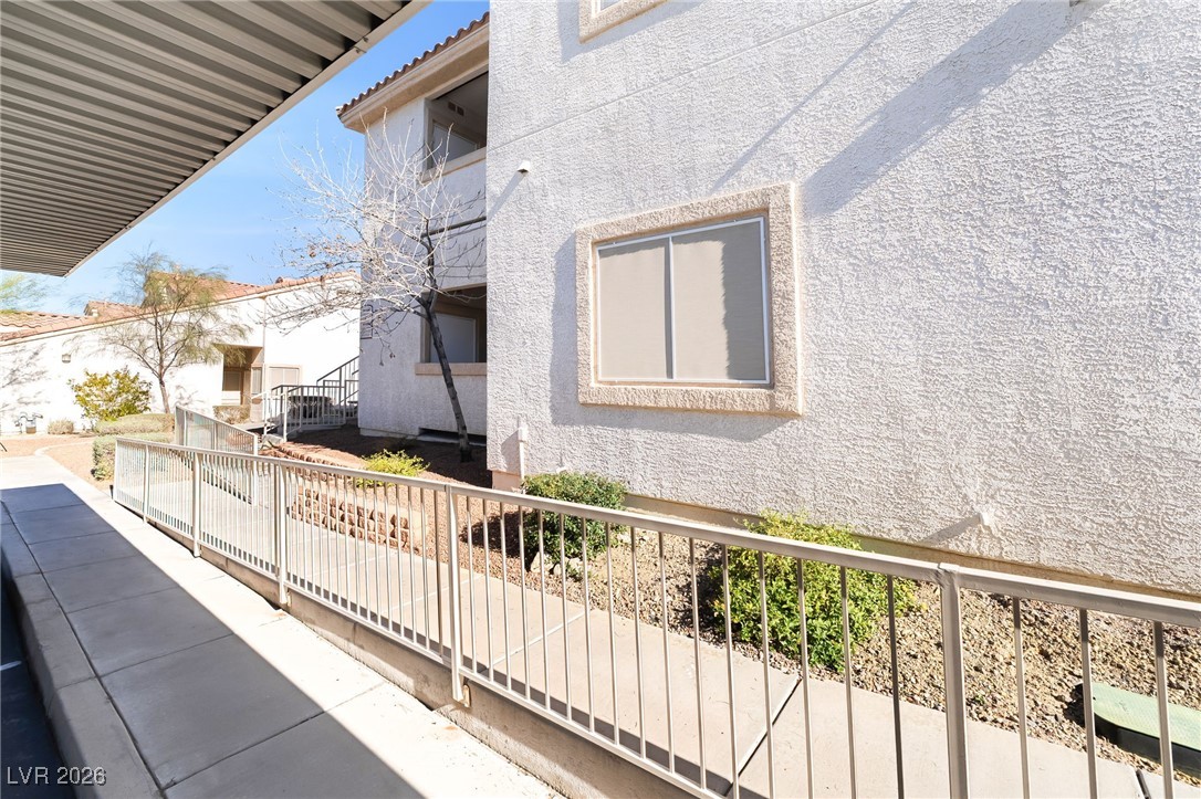 Photo 20 of 21, 855 N Stephanie Street #1721
