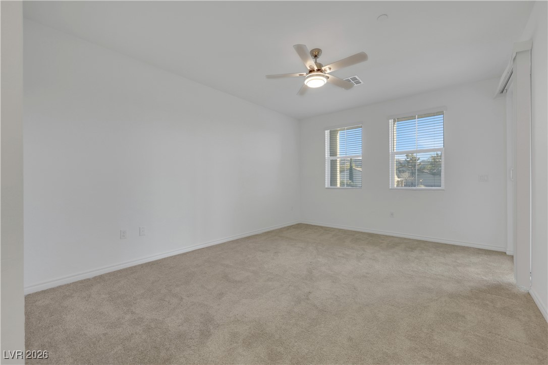 Photo 19 of 40, 2555 Hampton Road #7202