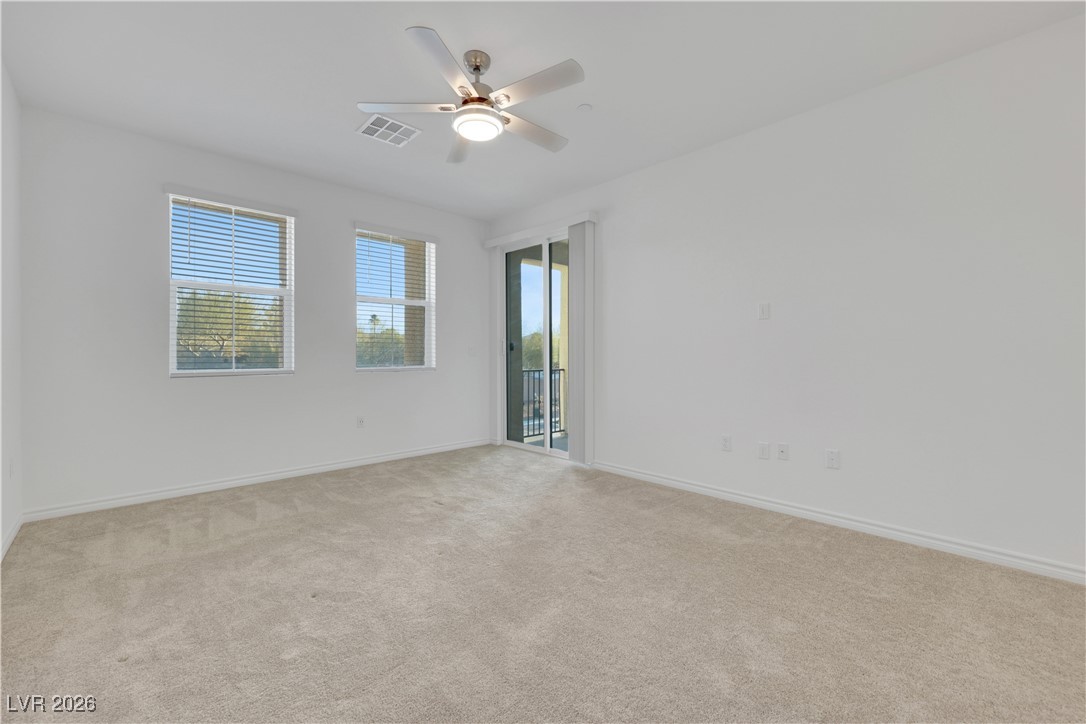 Photo 20 of 40, 2555 Hampton Road #7202