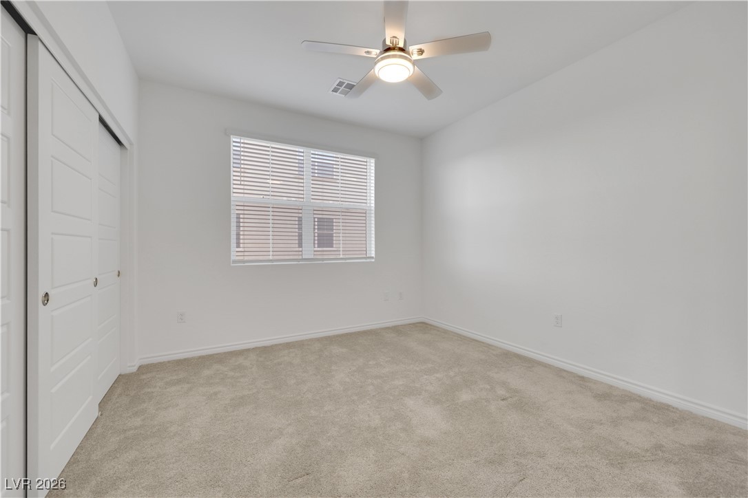 Photo 32 of 40, 2555 Hampton Road #7202