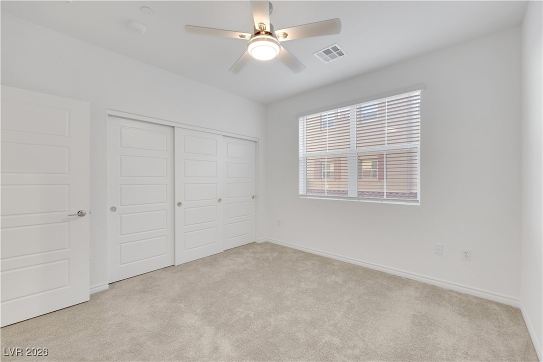 Photo 33 of 40, 2555 Hampton Road #7202