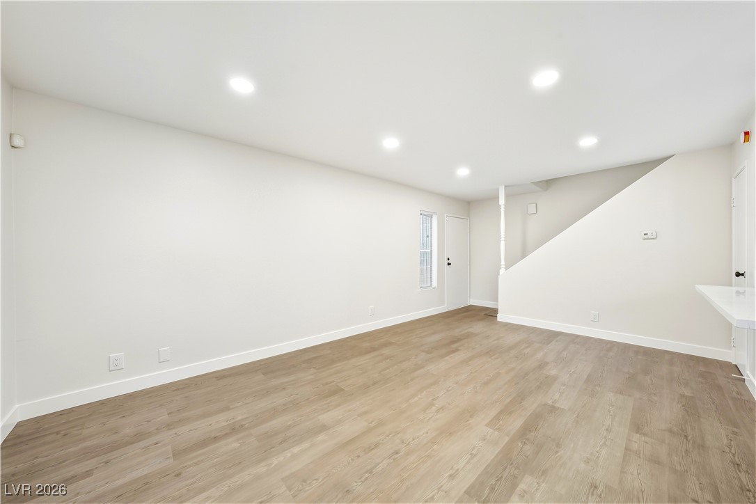 Photo 11 of 33, 5248 Greene Lane #B