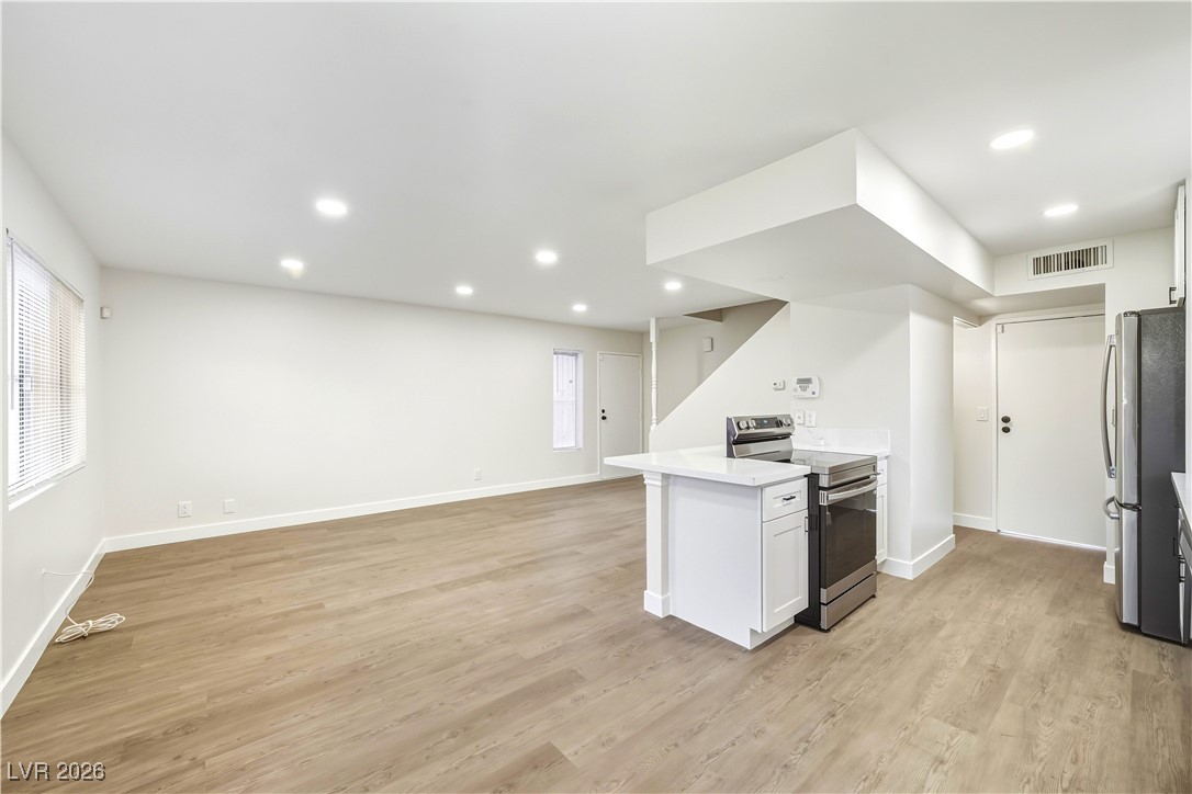 Photo 28 of 33, 5248 Greene Lane #B