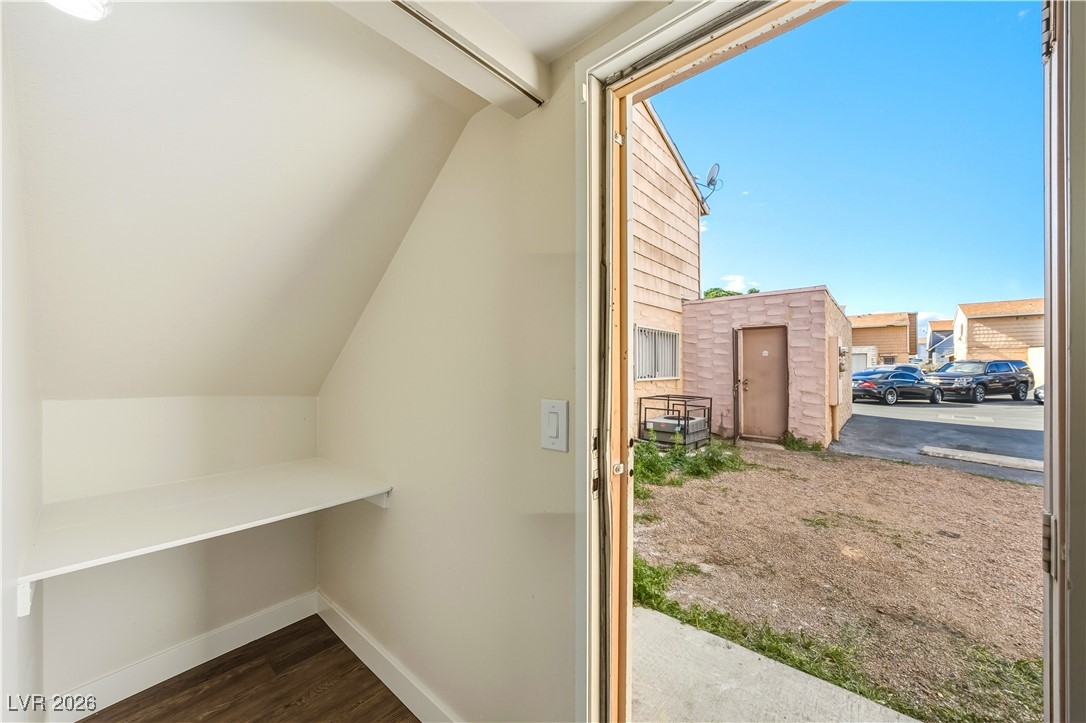 Photo 29 of 33, 5248 Greene Lane #B