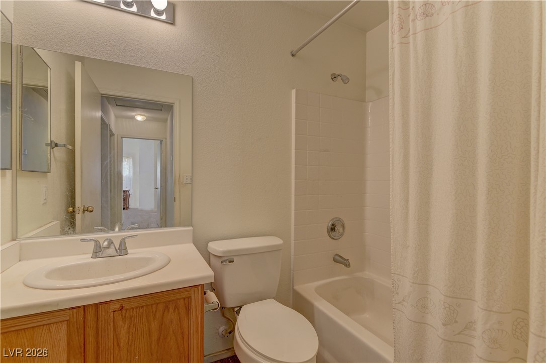 Photo 13 of 18, 5086 Mascaro Drive