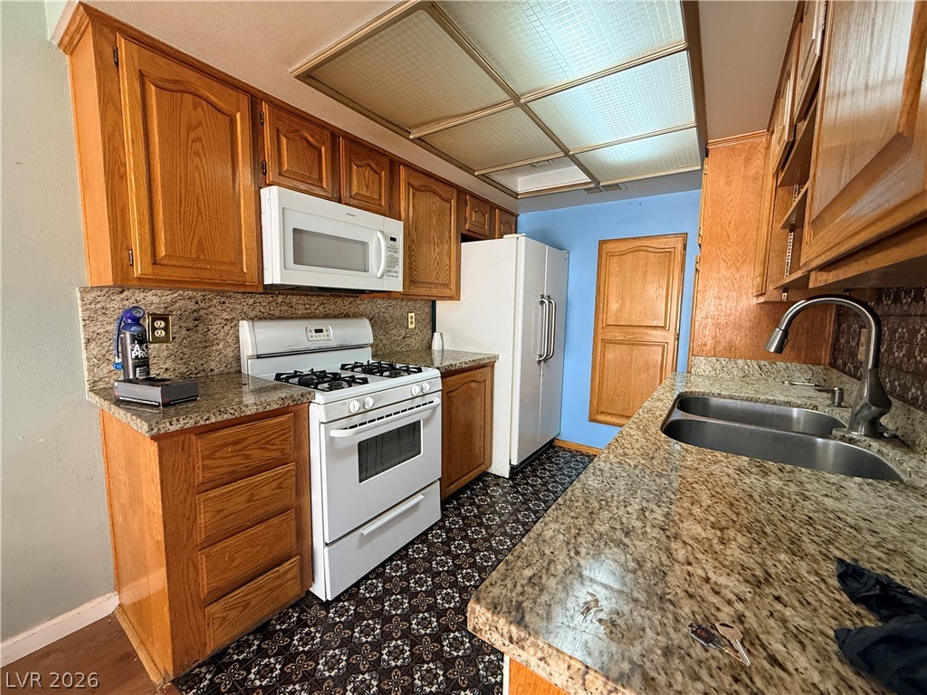 Photo 9 of 20, 6681 Bubbling Brook Drive #A