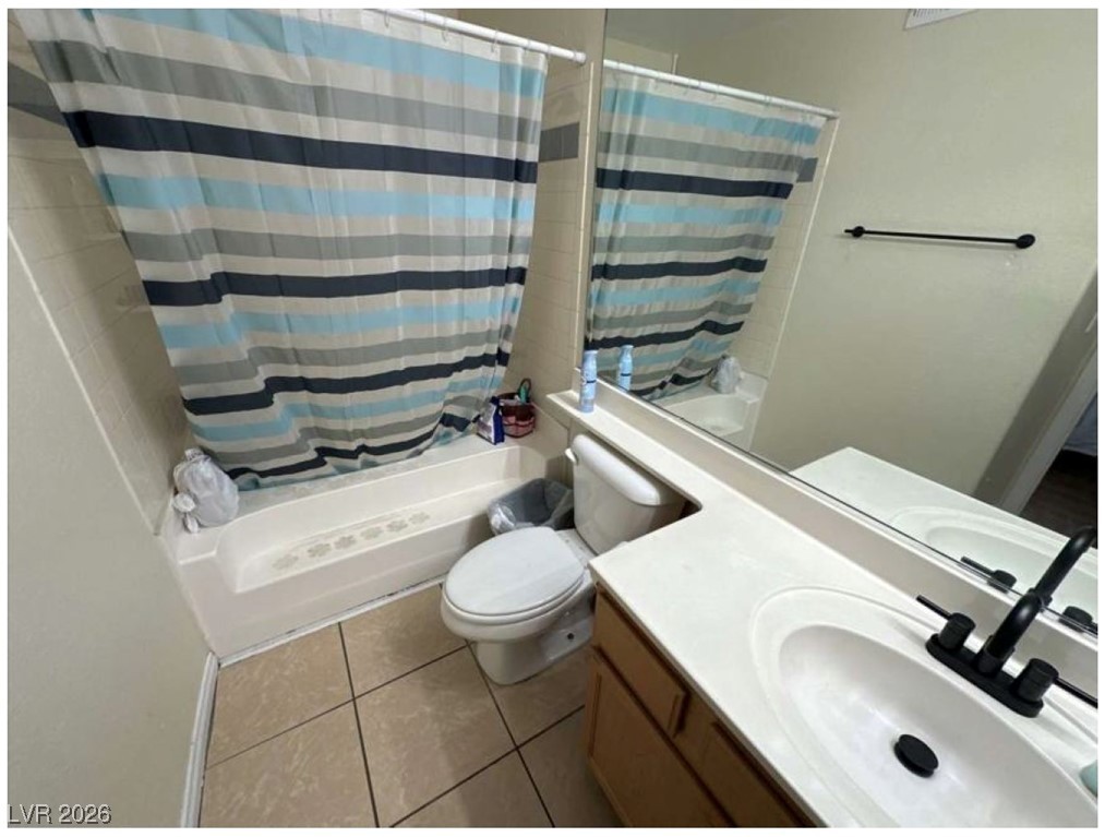 Photo 7 of 13, 2984 Juniper Hills Boulevard #102
