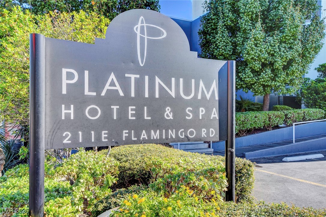 Photo 6 of 68, 211 E Flamingo Road #713