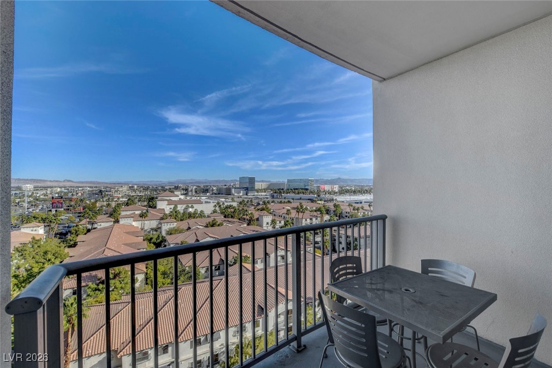Photo 43 of 68, 211 E Flamingo Road #713