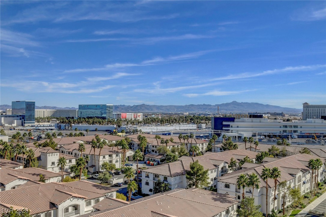 Photo 45 of 68, 211 E Flamingo Road #713
