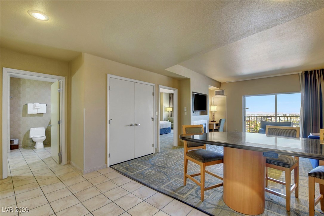 Photo 17 of 68, 211 E Flamingo Road #713