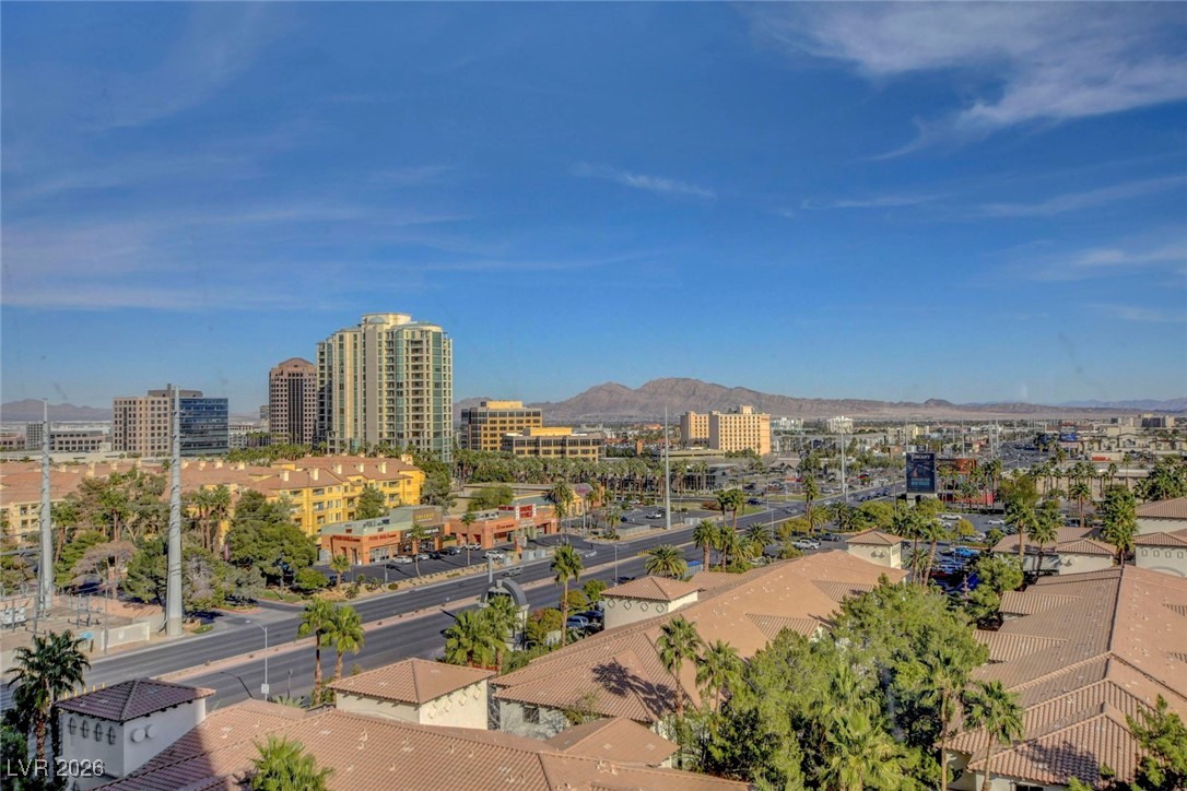 Photo 41 of 68, 211 E Flamingo Road #713