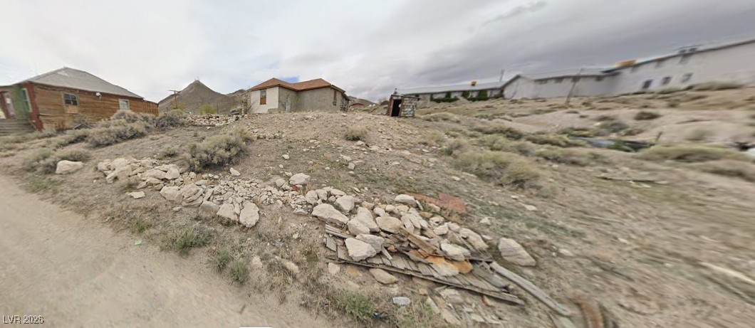 566 N South Street, Tonopah