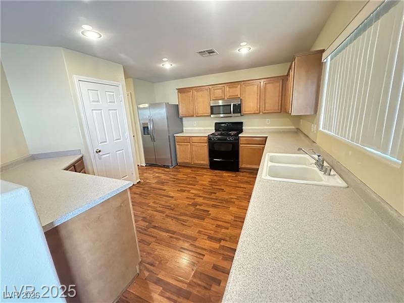 Photo 11 of 27, 11075 Alora Street