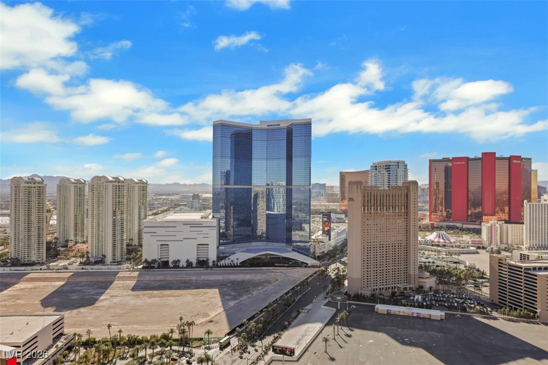 Photo 31 of 57, 200 W Sahara Avenue #3707