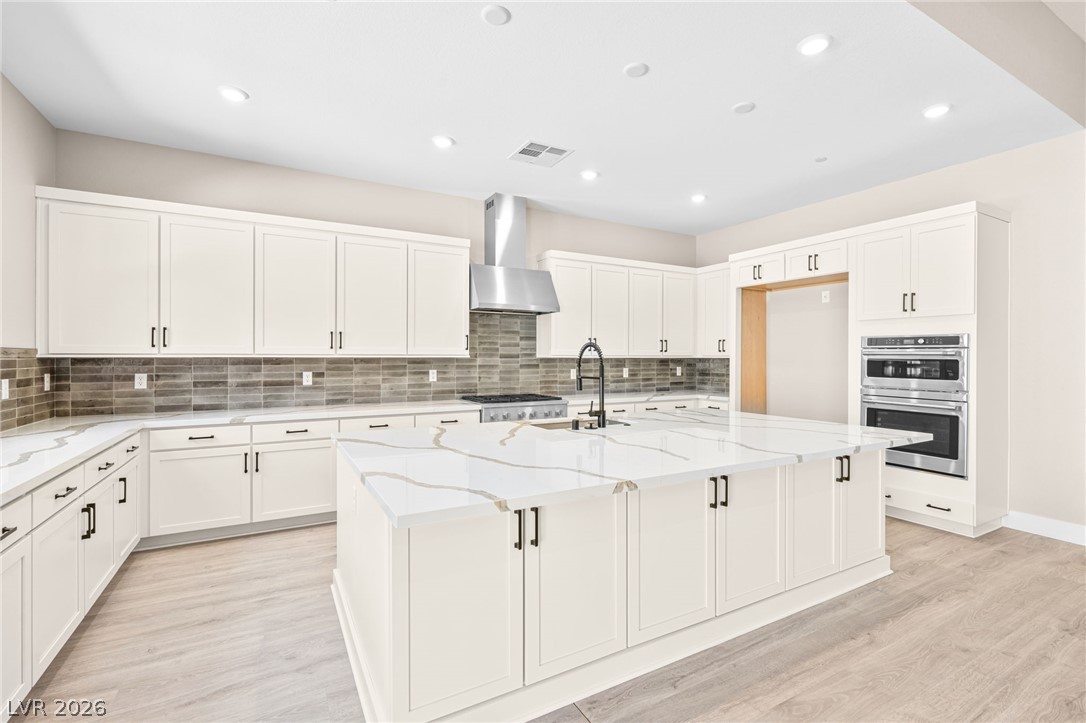 Photo 10 of 42, 525 Stowell Avenue