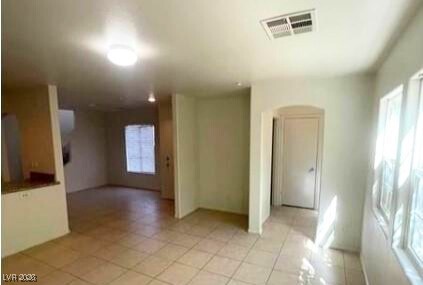 Photo 6 of 21, 9157 Desirable Court