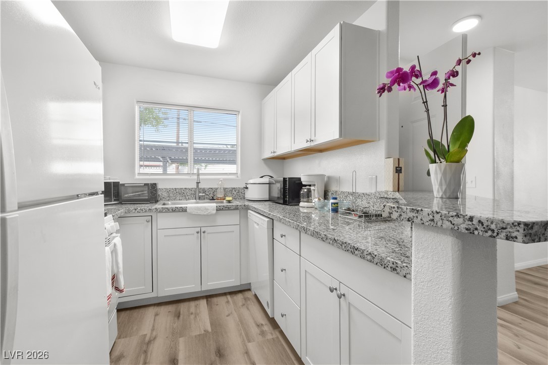 Photo 8 of 20, 4428 W Lake Mead Boulevard #102